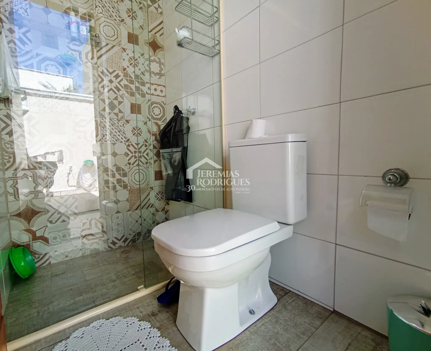 Casa para venda com 3 dormitórios no Condomínio Campos Do Conde II Versailles em Tremembé/SP