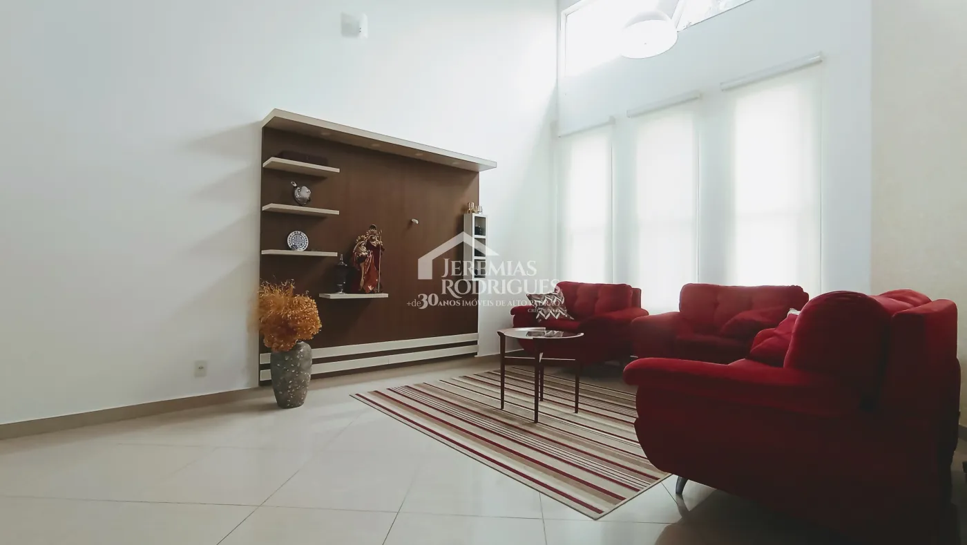 Casa para venda e locação com 4 dormitórios no Condomínio Jatobá em Tremembé/SP.