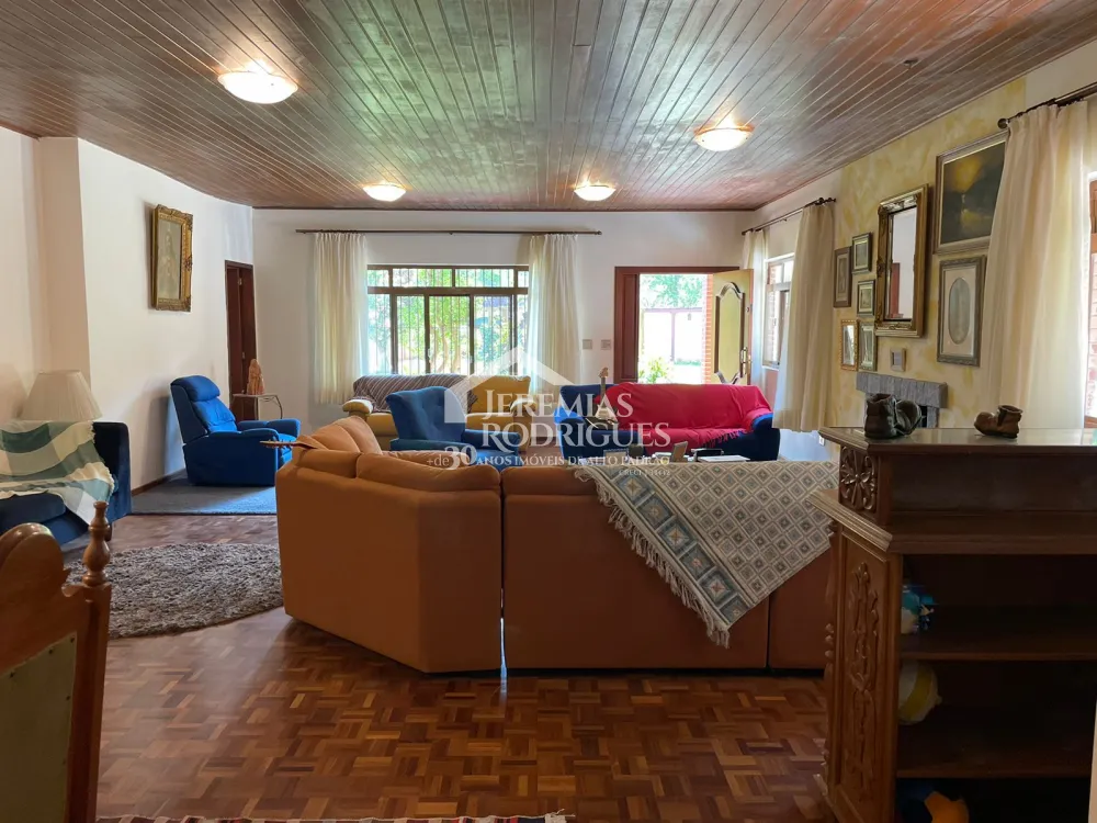 Casa com 5 suítes, 348 m² - Centro - Santo Antônio do Pinhal/SP.