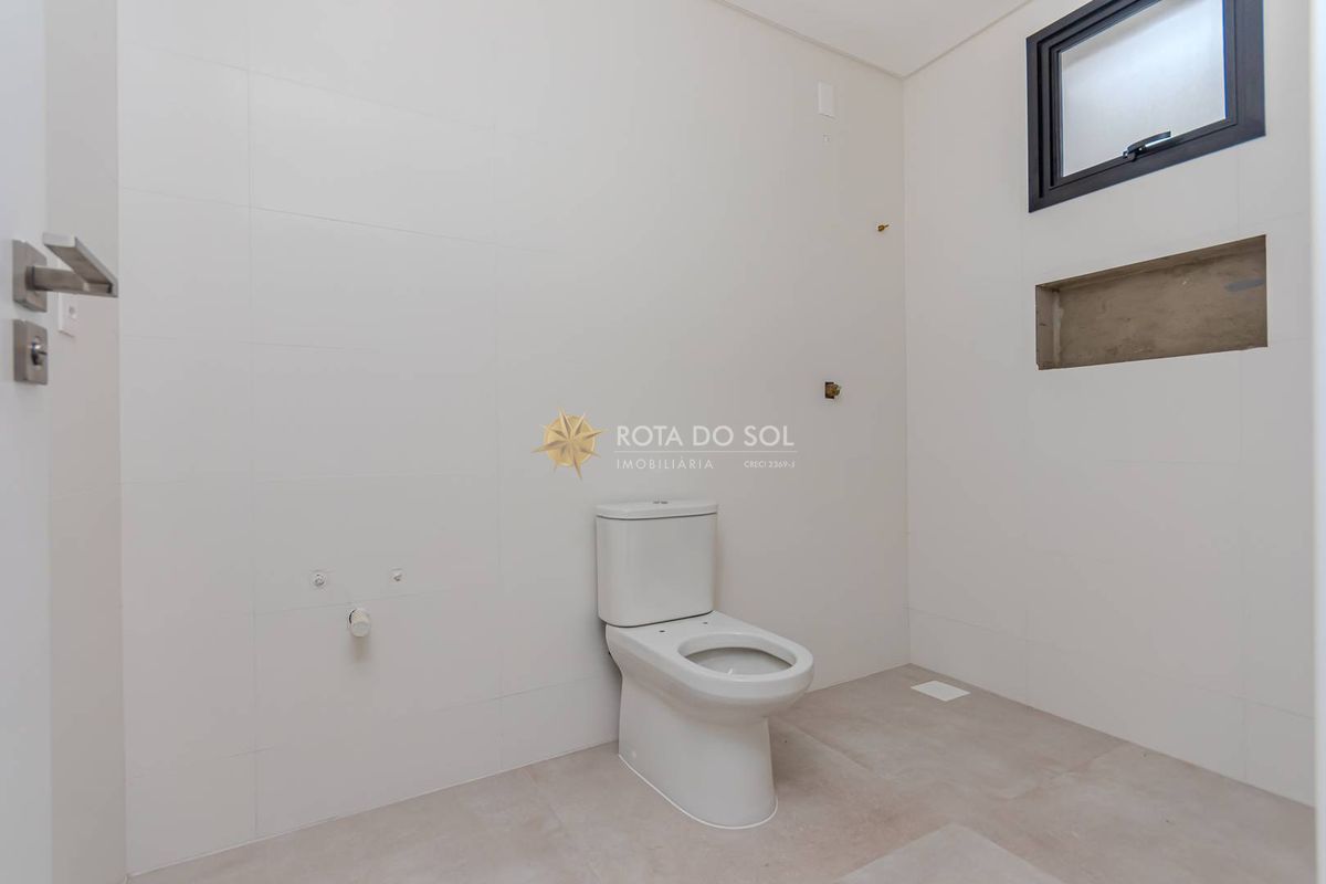 Fiori Del Mare Apartamento 3 Suítes e 2 Vagas em Meia Praia Itapema SC