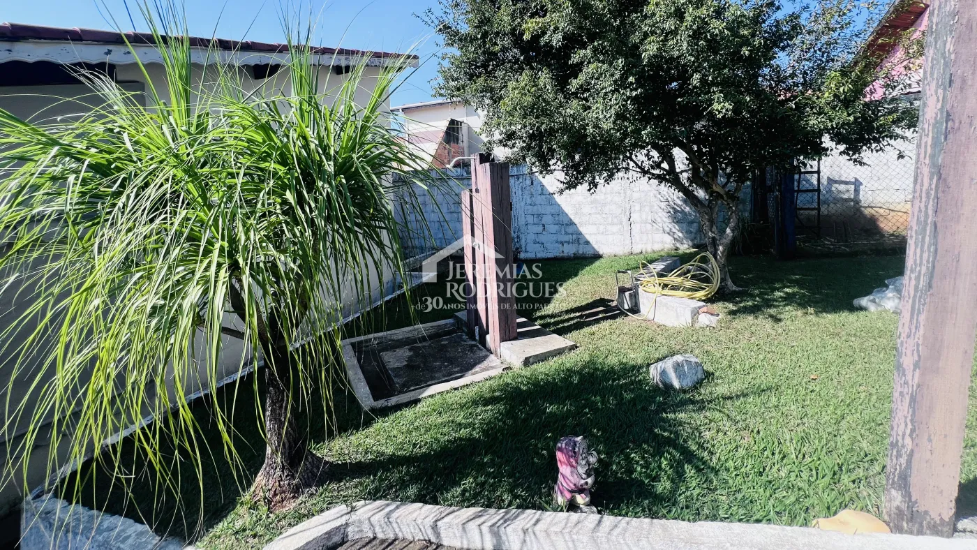 Chácara com 3 dormitórios, 500 m² - Cidade de Deus - Taubaté/SP