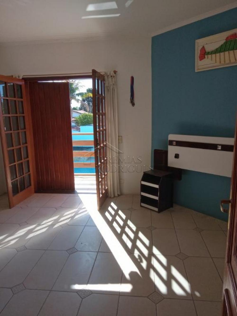 Casa com 4 quartos, 274 m² - Lessa - Pindamonhangaba/SP