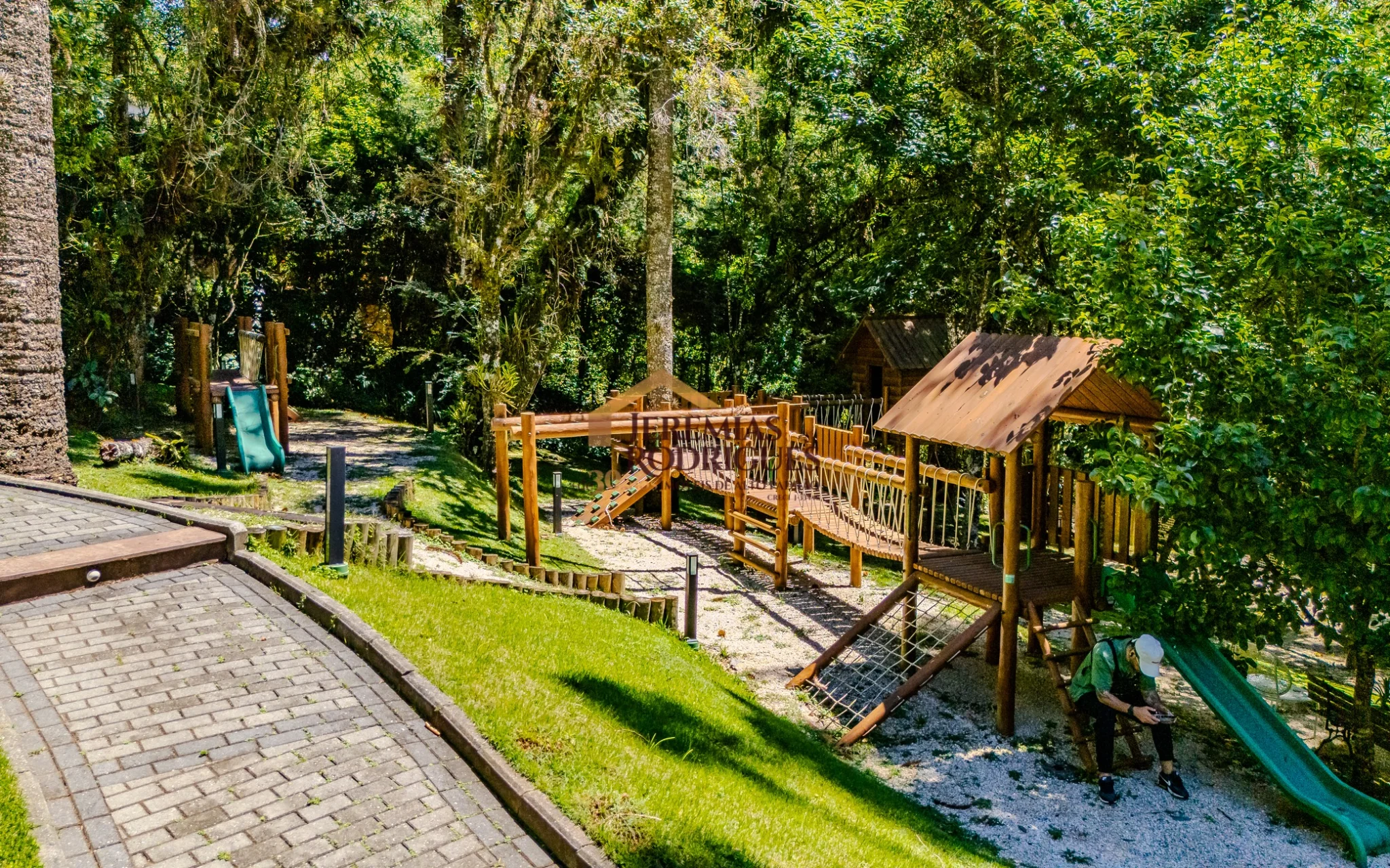 Casa de Campo á venda no Condomínio Residencial Véu da Noiva em Campos do Jordão/SP. — foto 37