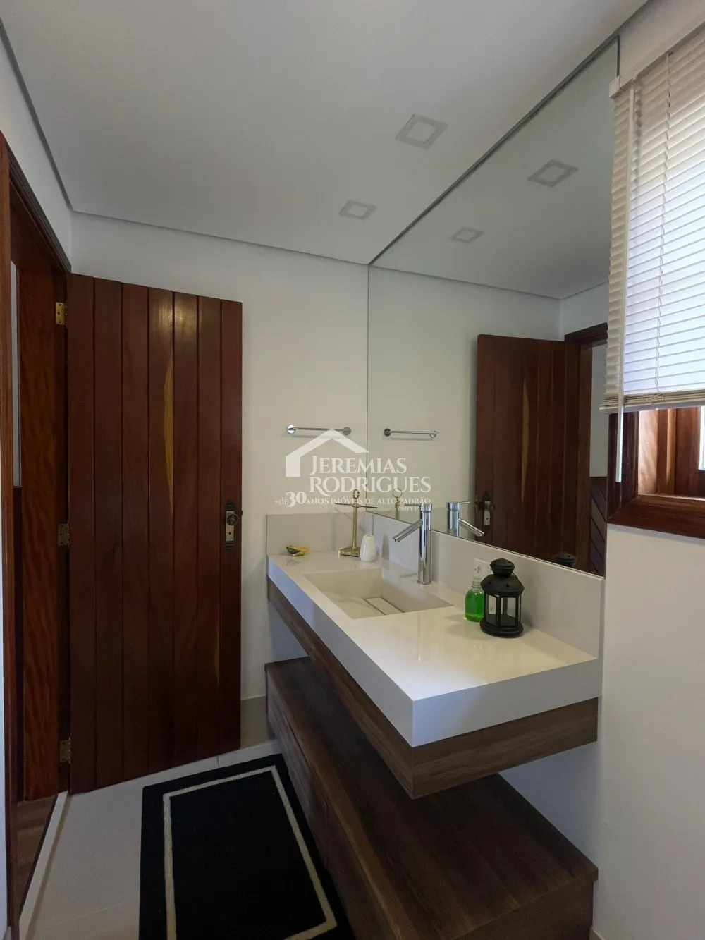 Casa com 4 suítes, 350 m² -  Vila Francalanza - Campos do Jordão/SP.