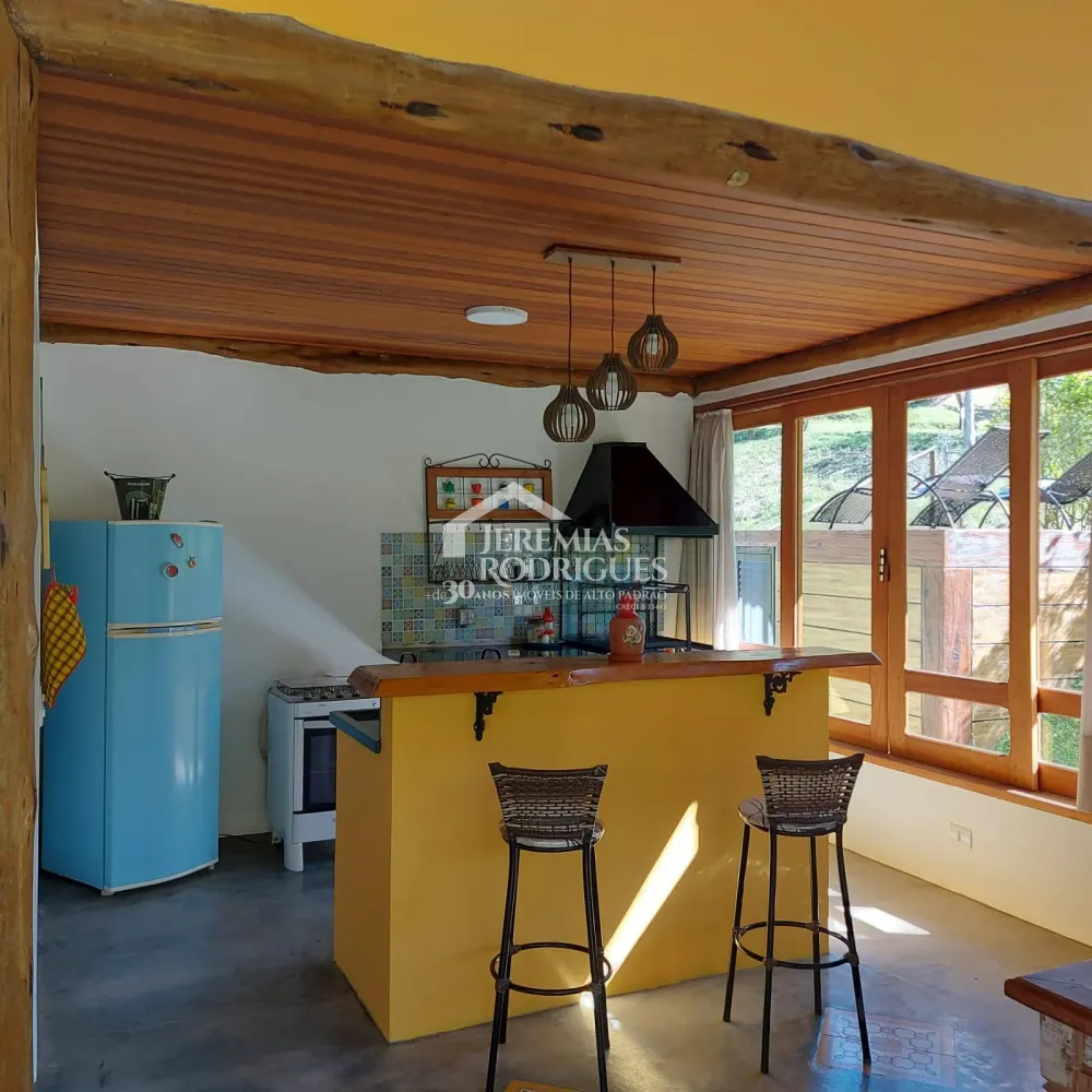 Casa com 4 quartos, 325 m² - Parque da Mantiqueira - Santo Antônio do Pinhal/SP