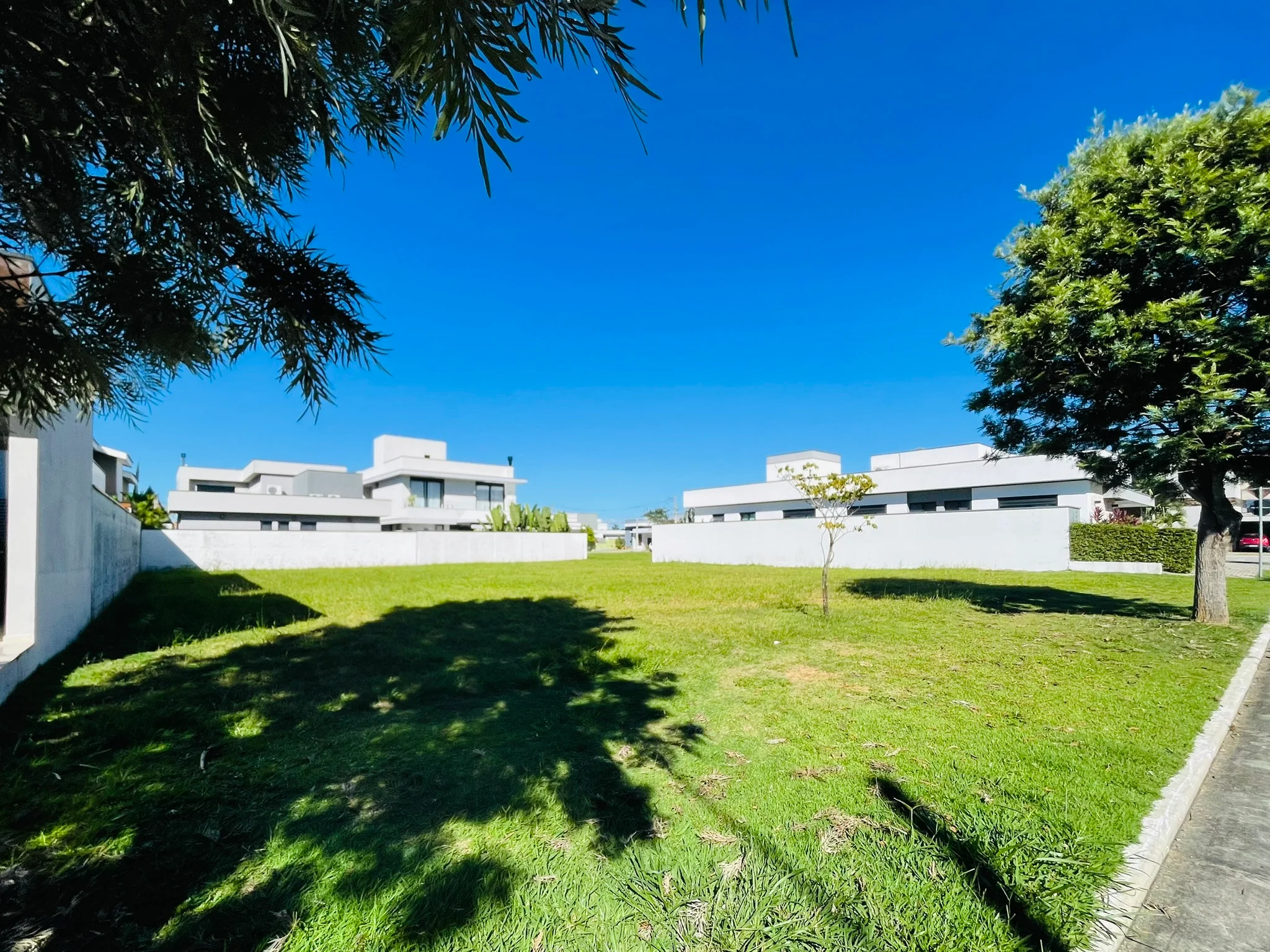 Terreno à venda com 394 m² no Condomínio Green Park em Taubaté/SP