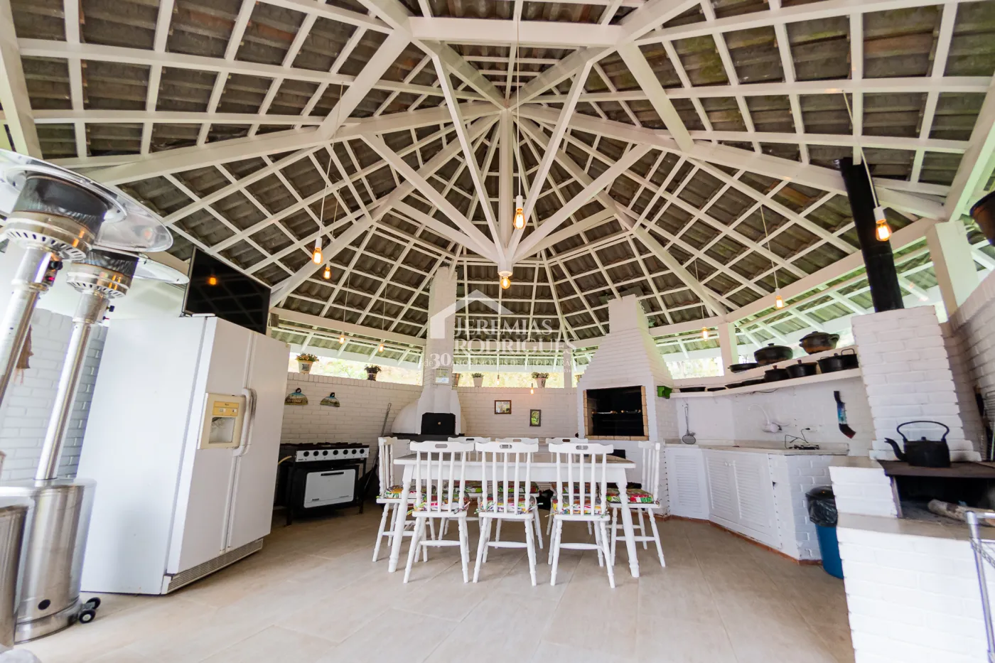 Casa com 7 dormitórios, 350 m² - Condomínio Aldeia Austríaca - Campos Jordão/SP