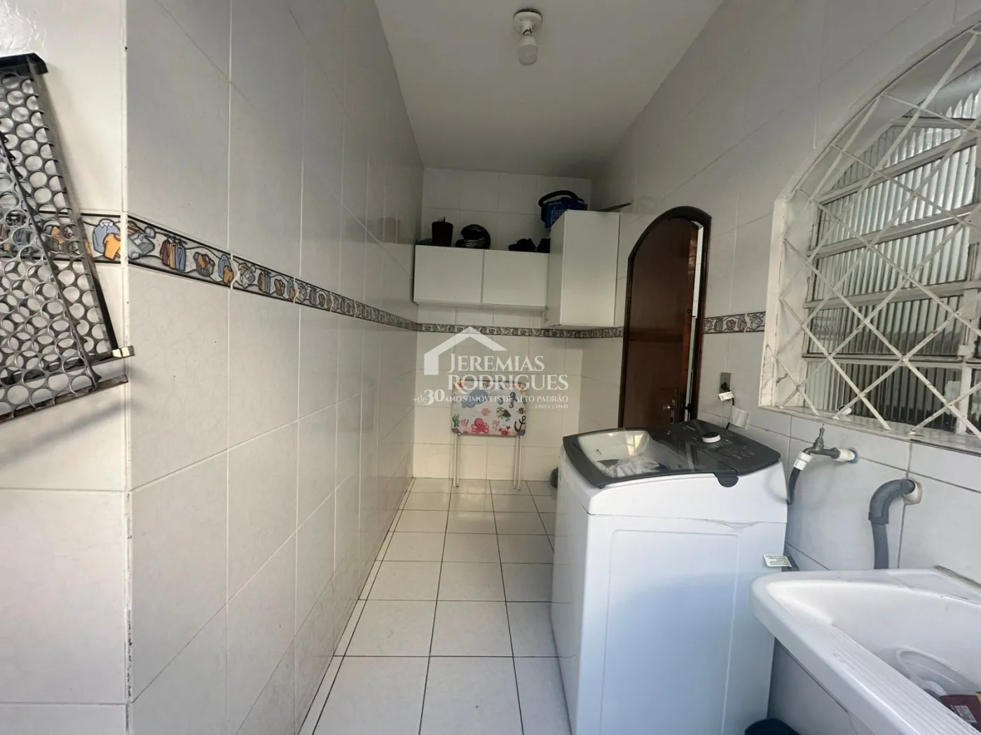 Casa para venda e locação com 3 dormitórios no bairro Jardim Residencial Doutor Lessa em Pindamonhangaba/SP