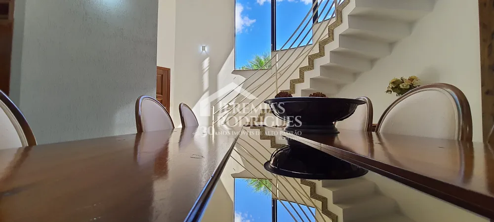 Casa com 3 dormitórios, 350 m² - Condomínio Taubaté Village - Taubaté/SP