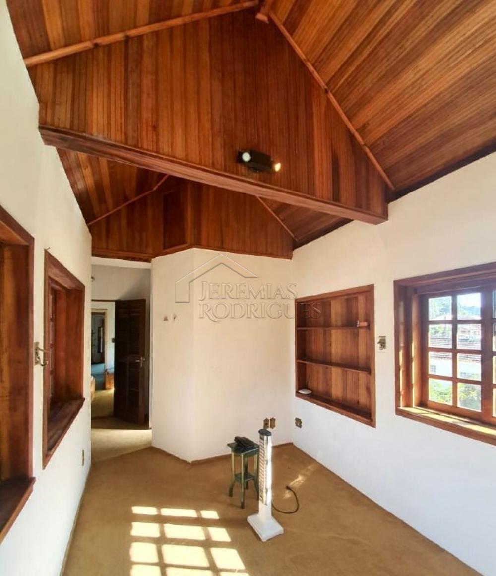 Casa à venda por R$ 880.000,00 - Santo Antônio do Pinhal/SP