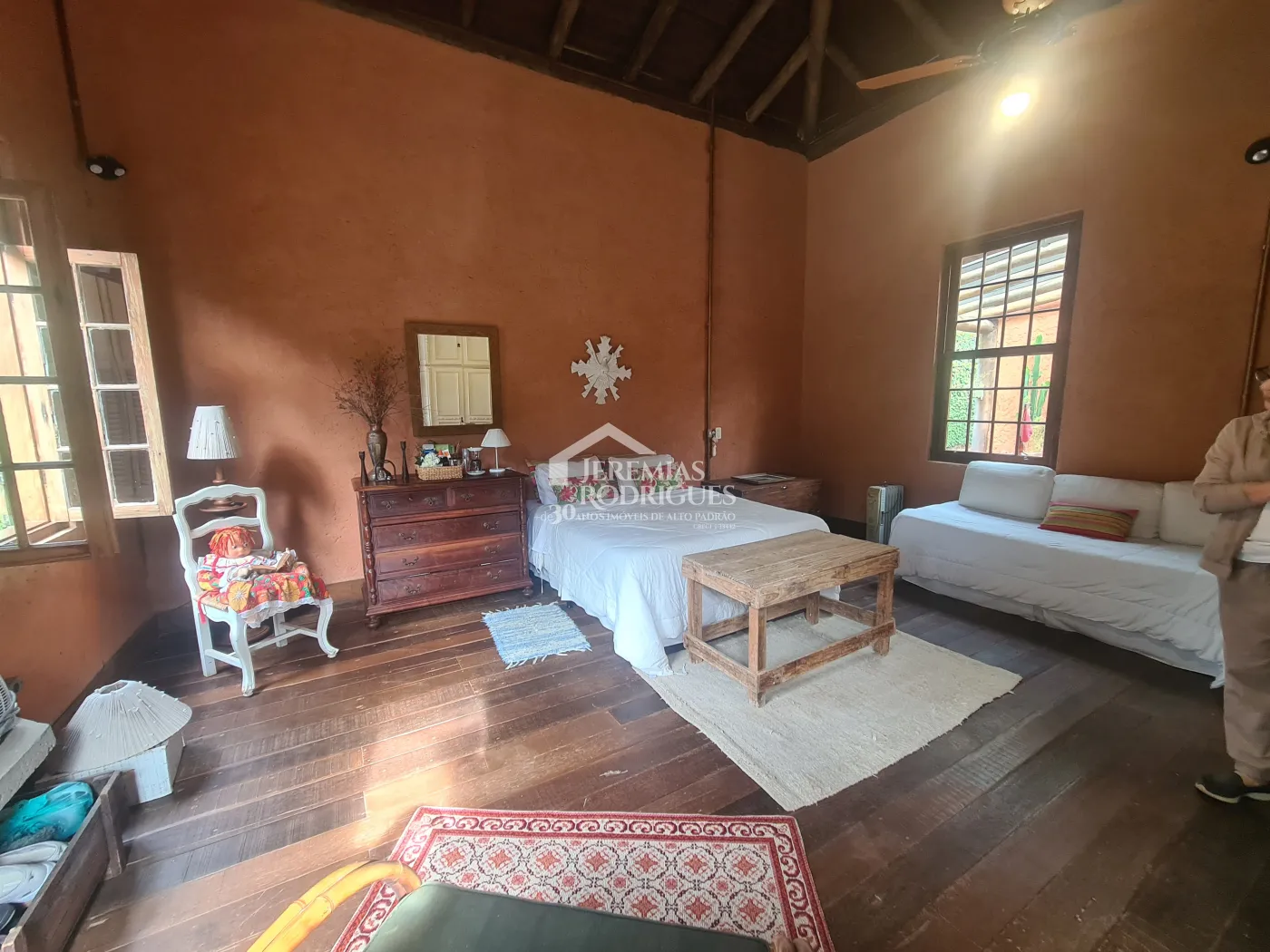 Chácara à venda com 400 m² no bairro Santa Cruz em Santo Antônio do Pinhal/SP.