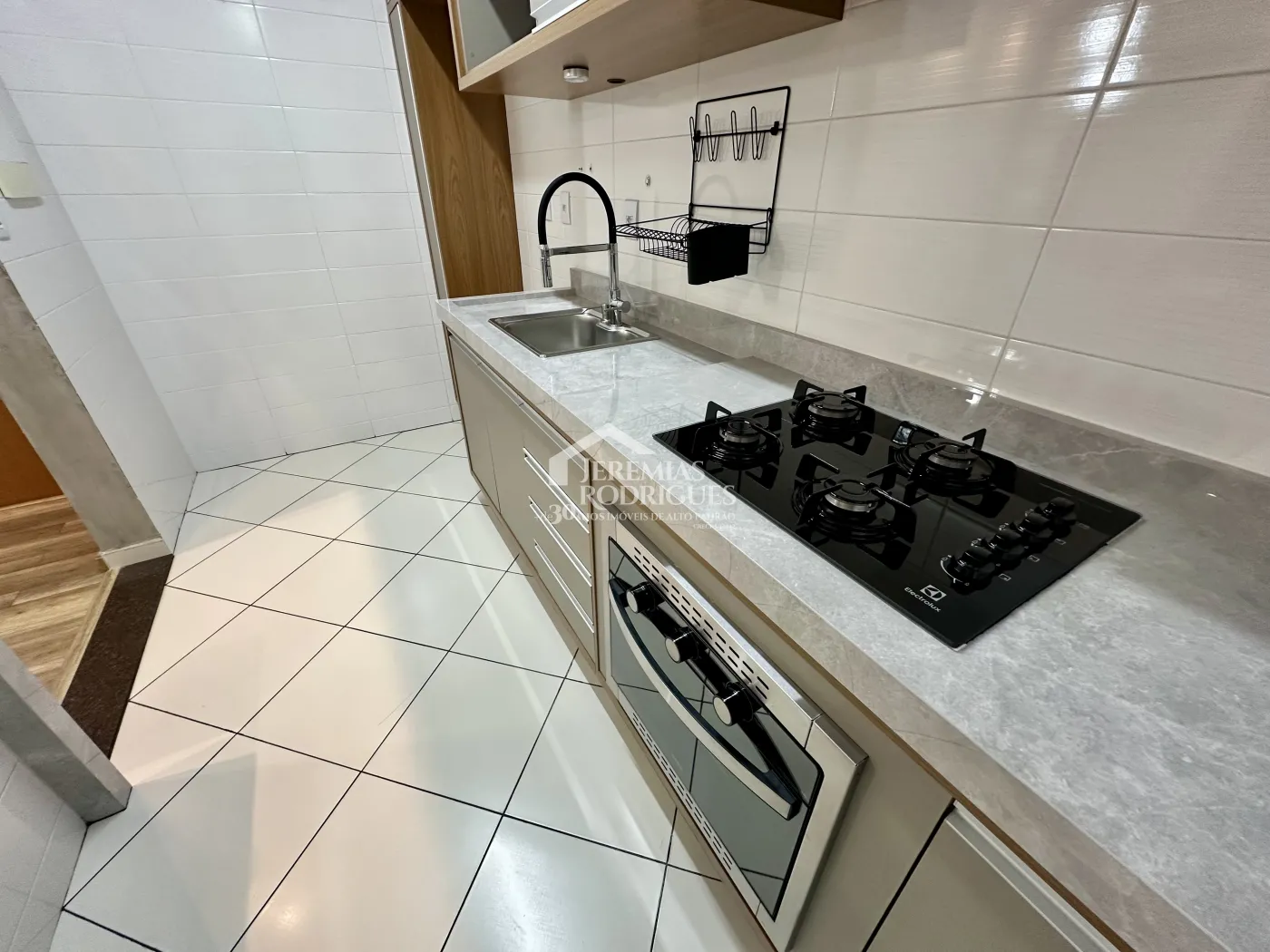 Apartamento para locação no Edifício Grand Valle Royal em Pindamonhangaba/SP. — foto 11