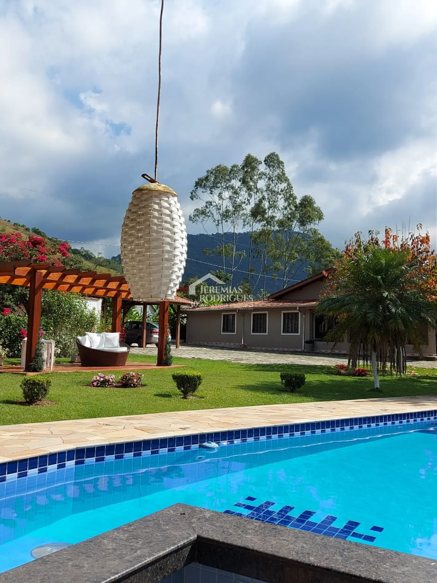 Rural misto à venda por R$ 1.800.000,00 - Pindamonhangaba/SP