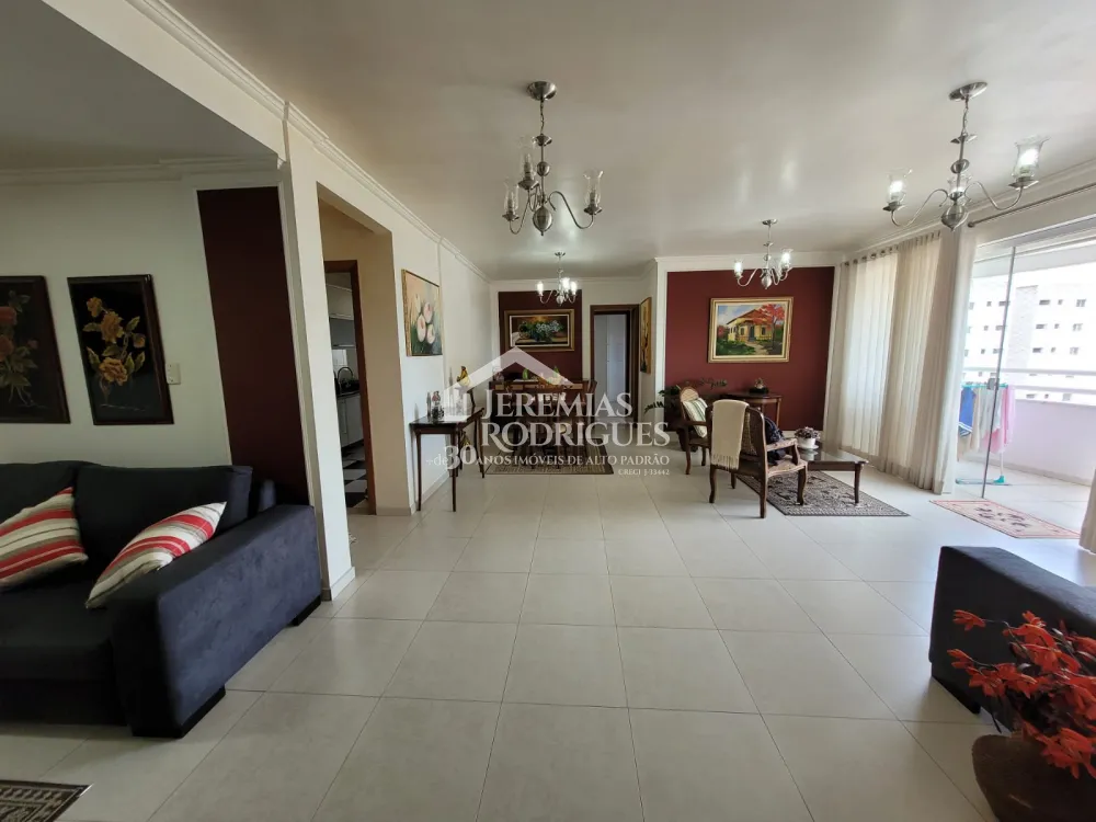 Apartamento com 3 quartos, 198 m², à venda por R$ 729.000- Vila São José - Taubaté/SP