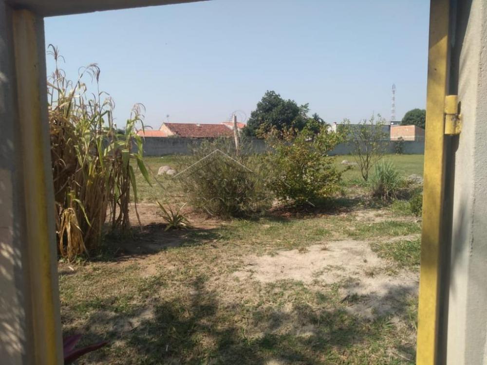 Casa à venda com 3 dormitórios no Condomínio Campos do Conde II em Tremembé/SP.