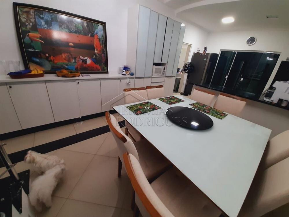 Casa à venda por R$ 1.500.000,00 - Tremembé/SP