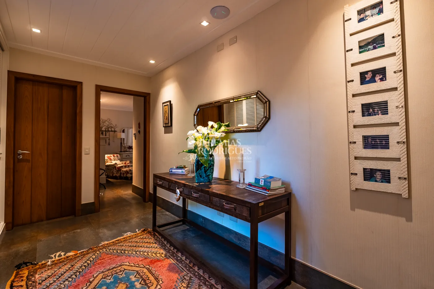 Casa com 7 suítes, 770 m² - Pedra do Fogo - Campos do Jordão/SP.