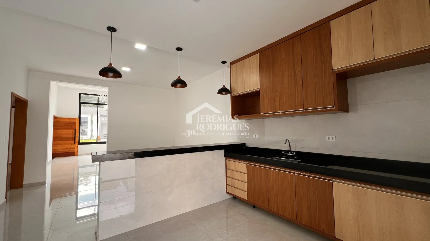 Casa para venda com 3 dormitórios no Condomínio Residencial Tecoara em Taubaté/SP