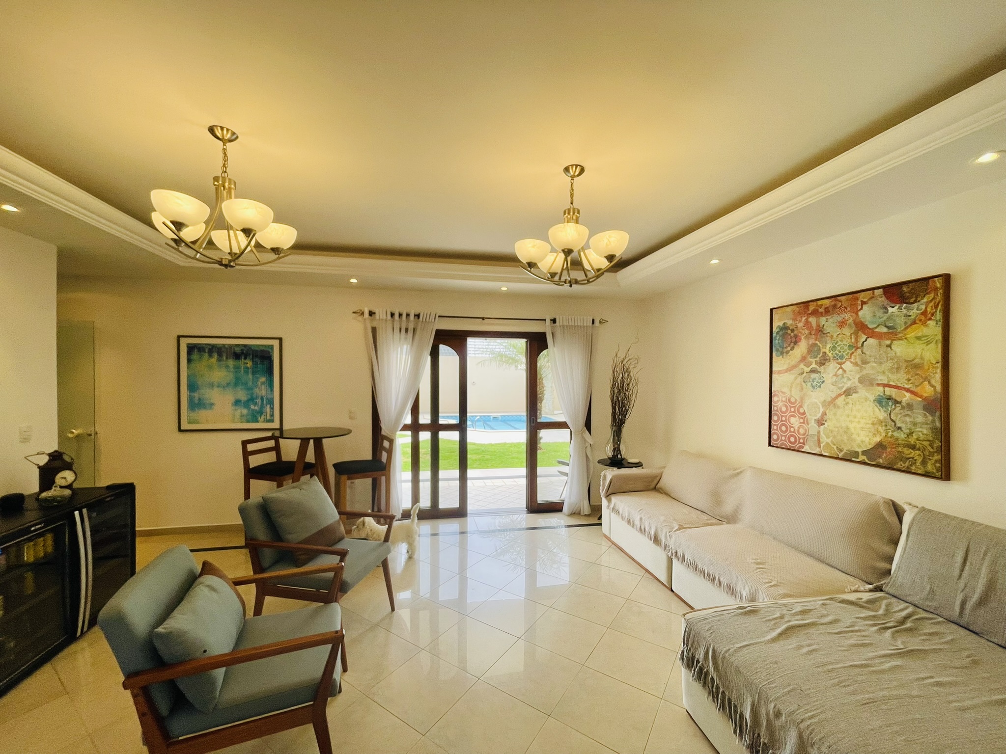 Casa para venda e locação com 4 dormitórios no Condomínio Taubaté Village em Taubaté/SP