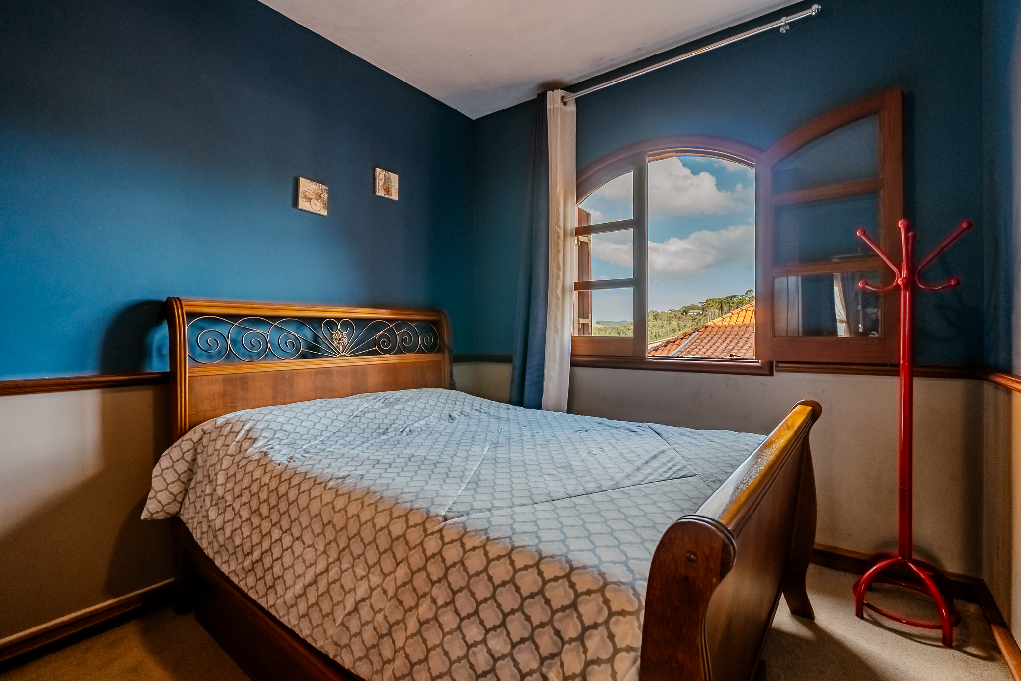 Apartamento duplex à venda, 216 m² no Edifício Village Chamonix em Campos do Jordão/SP.