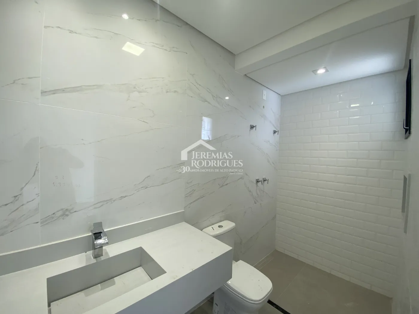 Sobrado com 5 suítes, 293 m² - Condomínio Ouro Ville - Taubaté/SP