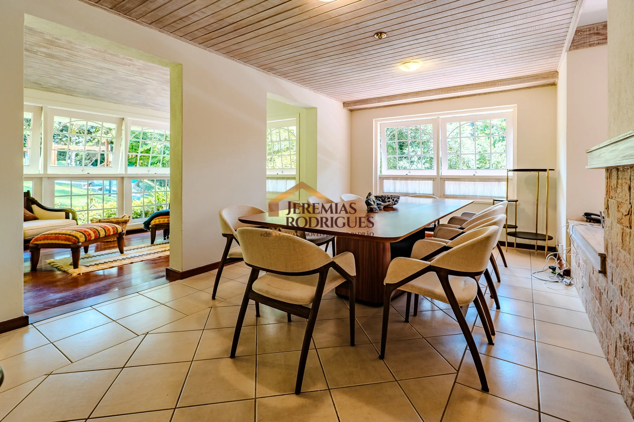 Casa de Campo á venda no Condomínio Residencial Véu da Noiva em Campos do Jordão/SP. — foto 4