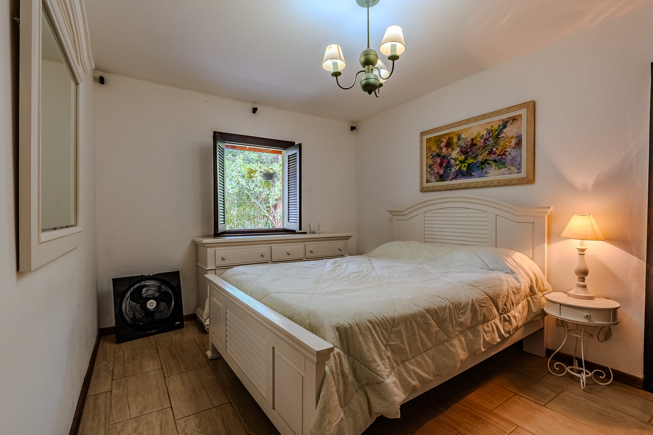 Sitio à venda com 9 dormitórios em São Luiz do Paraitinga/SP.