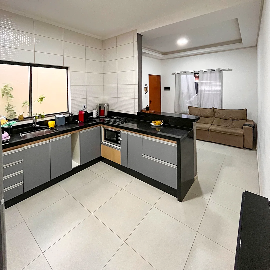 Casa Moderna no Parque das Palmeiras, Pinda | 2 Dorms (1 Suíte) e Planejados
