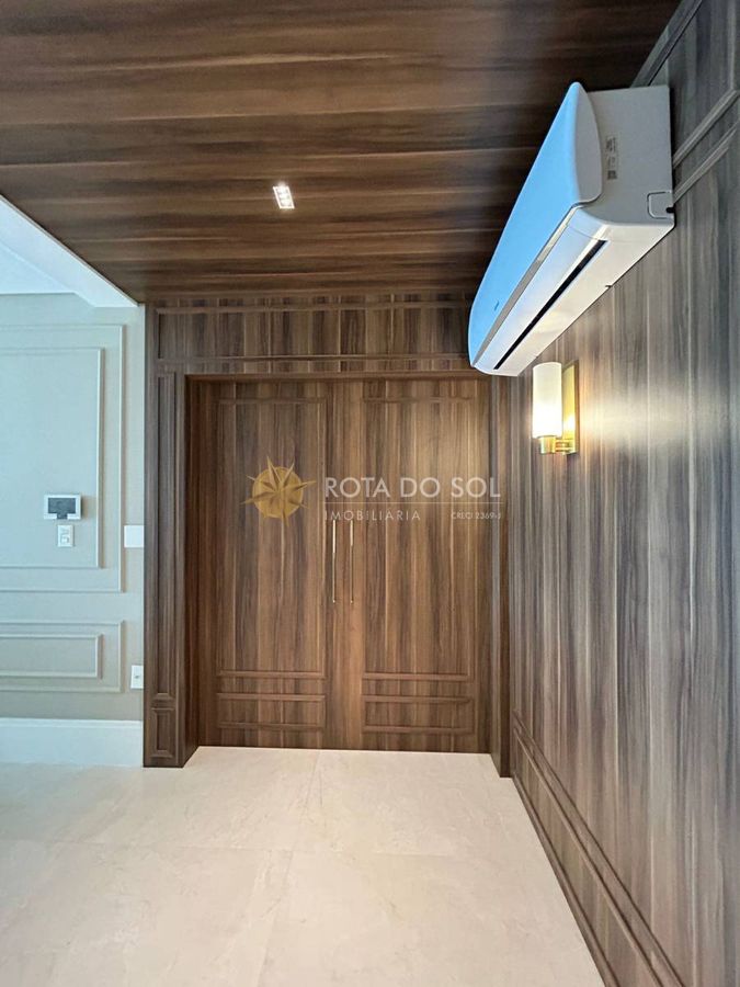 Cartier Apartamento Frente Mar Decorado 4 Suítes em Meia Praia Itapema SC — foto 5