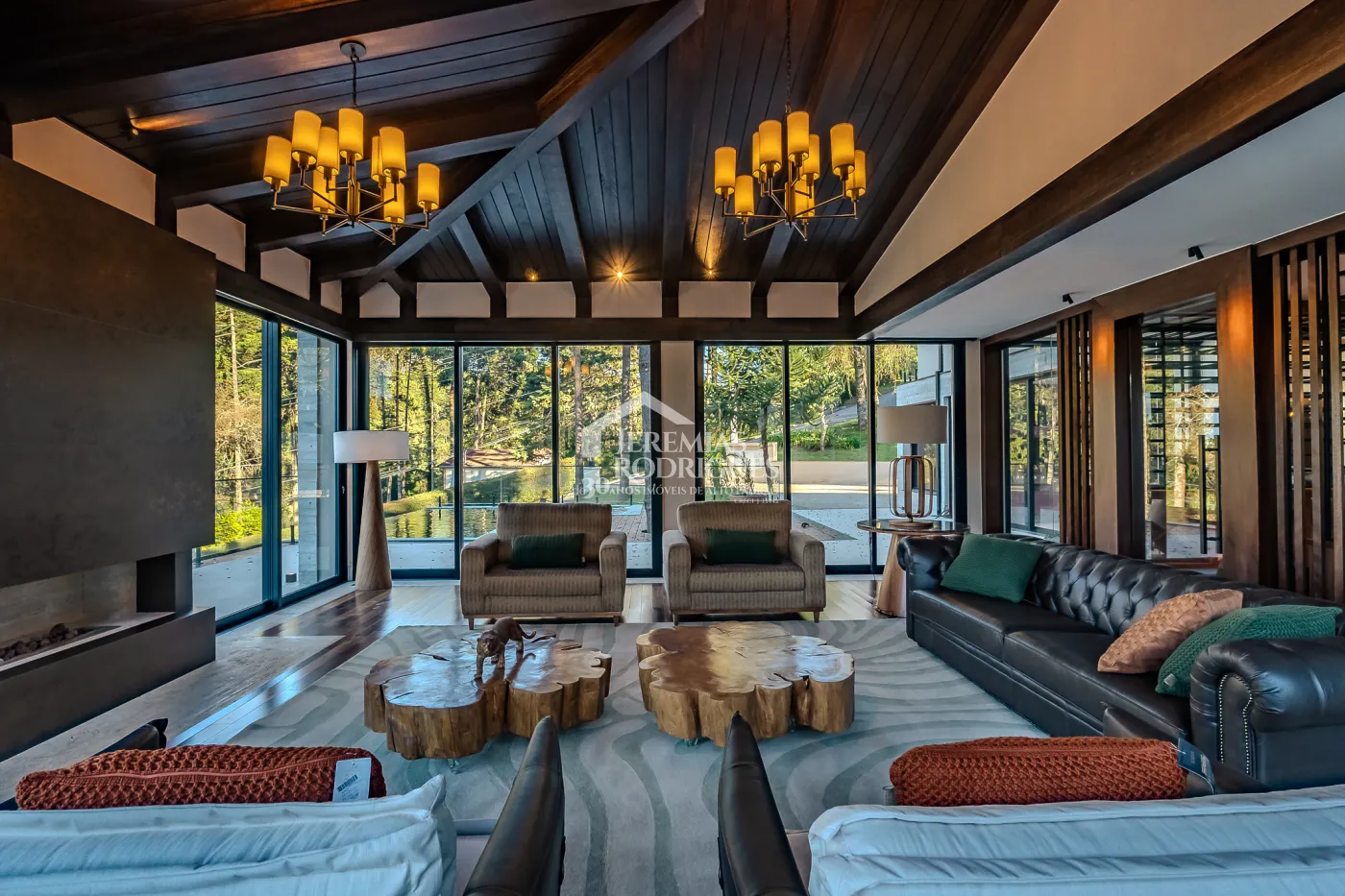 Casa de 2727 m² à venda por R$ 15.000.000,00 - Campos do Jordão/SP