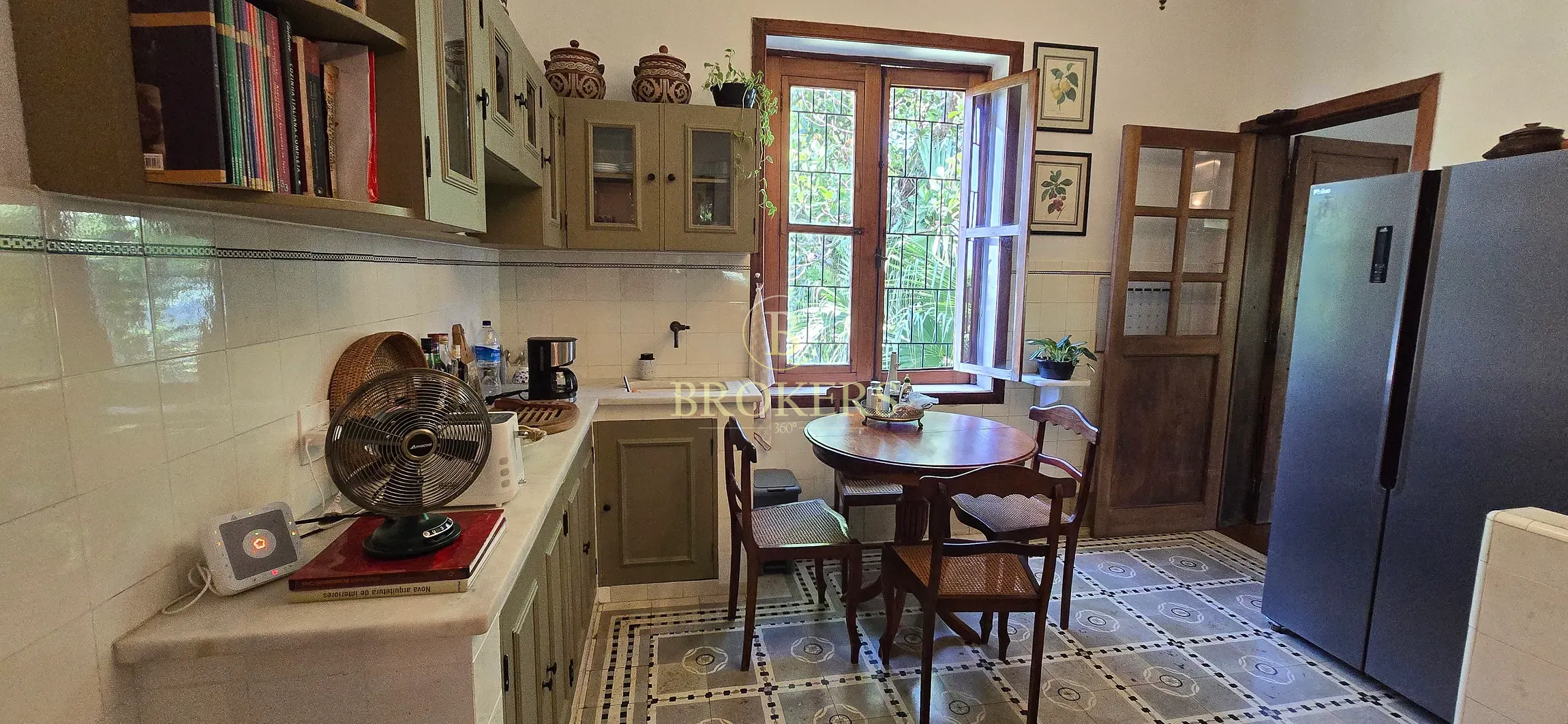 Mansão Colonial a venda em Santa Teresa: 2 Casas, Piscina e Área Gourmet. Terreno de 2.000m² , vist — foto 15