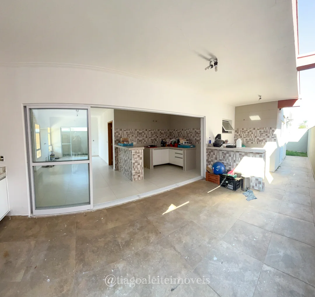 Casa ampla com escritório e área gourmet à venda no Veredas dos Manacás – Pindamonhangaba/SP