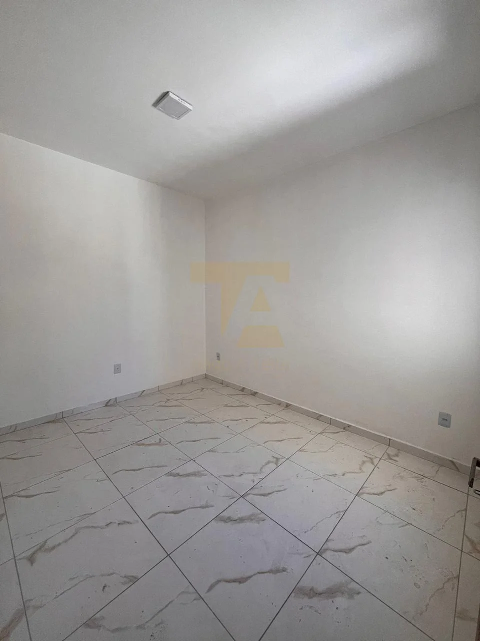 Casa térrea à venda no Vista Alegre – 2 dormitórios com suíte, Pindamonhangaba/SP