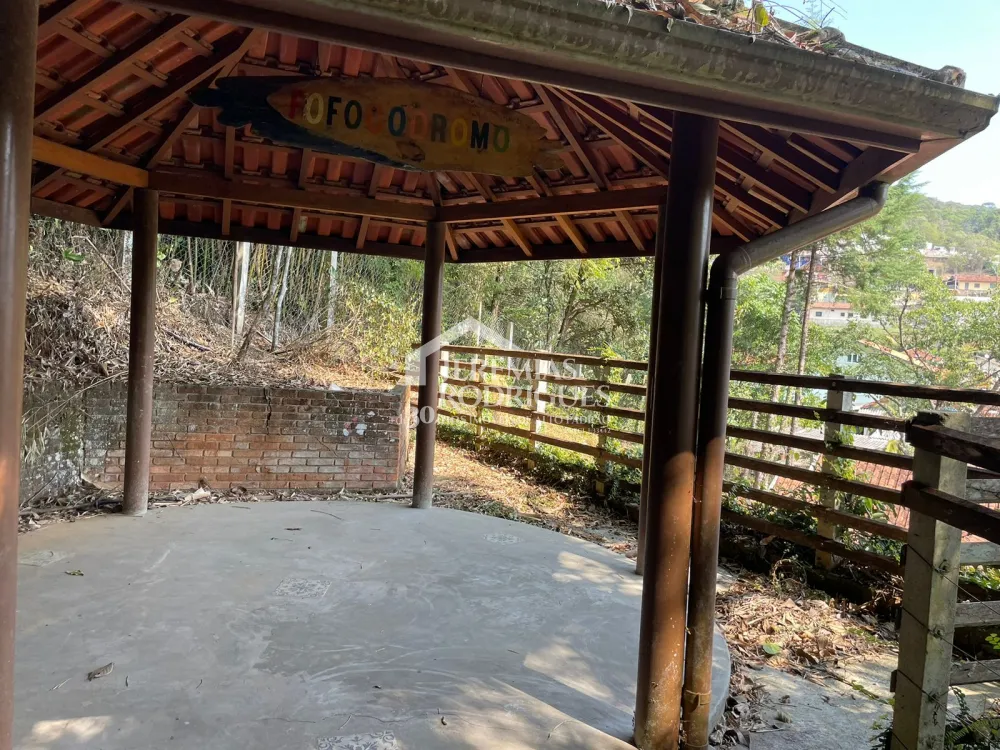 Casa com 5 suítes, 348 m² - Centro - Santo Antônio do Pinhal/SP.