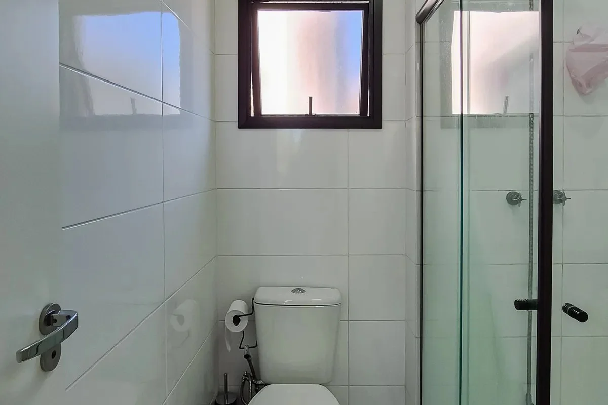 Oportunidade no Centro de SBC: Apartamento Moderno de 74m², 2 Suítes, Varanda Gourmet e 2 Vagas Livres – Abaixo do Valor de Avaliação!