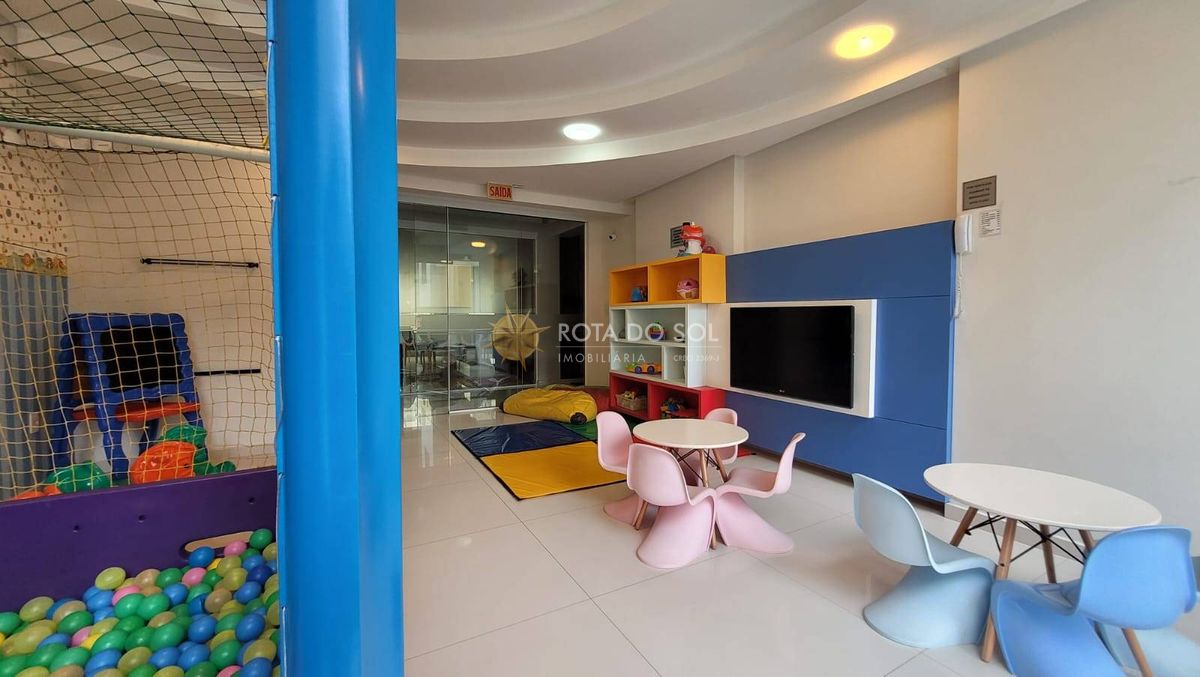 Imperial Palace Apartamento 5 Suítes Meia Praia Itapema SC — foto 61