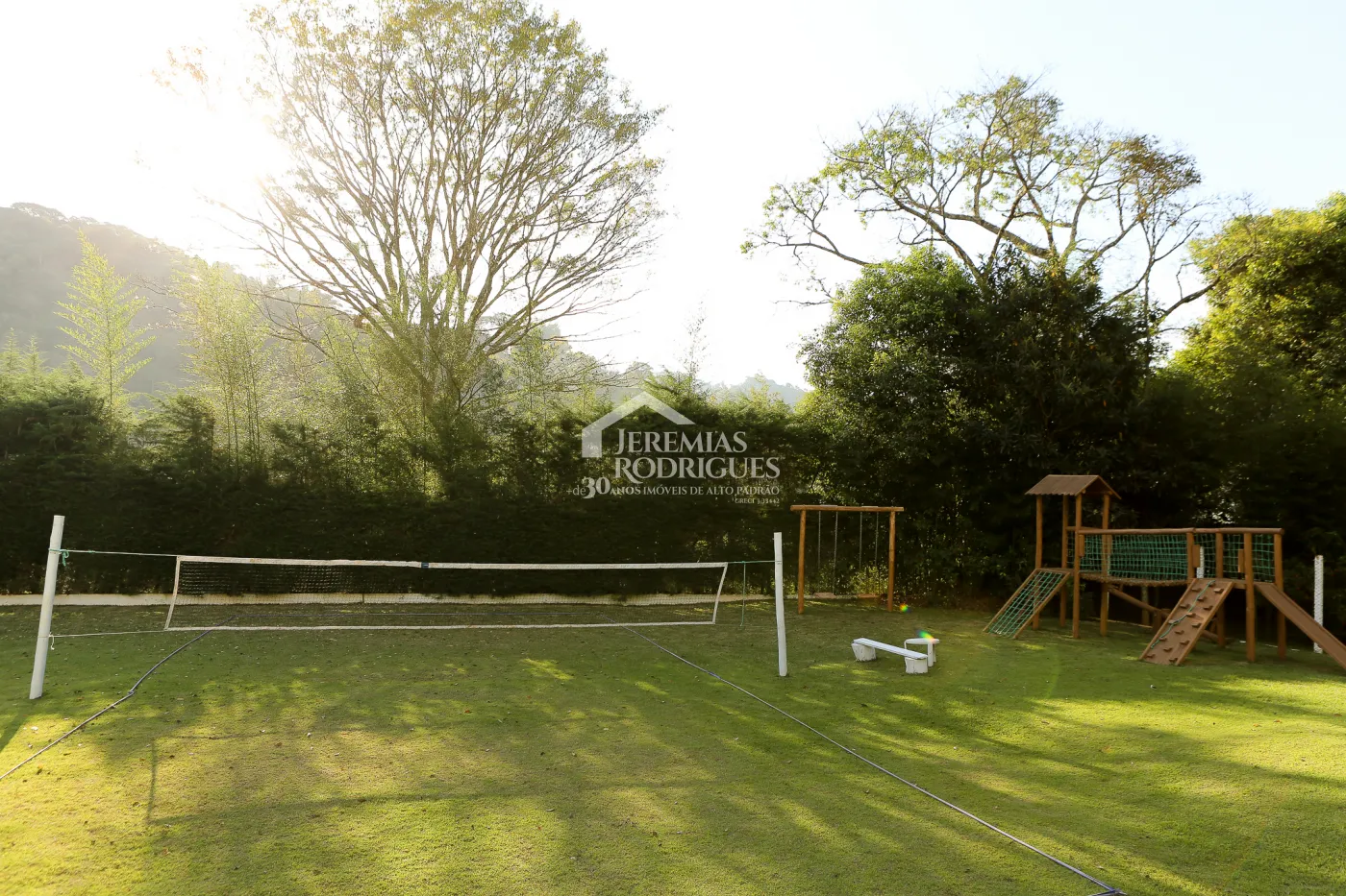 Chácara à venda no bairro do Sapucaí, em Sapucaí-Mirim/MG.