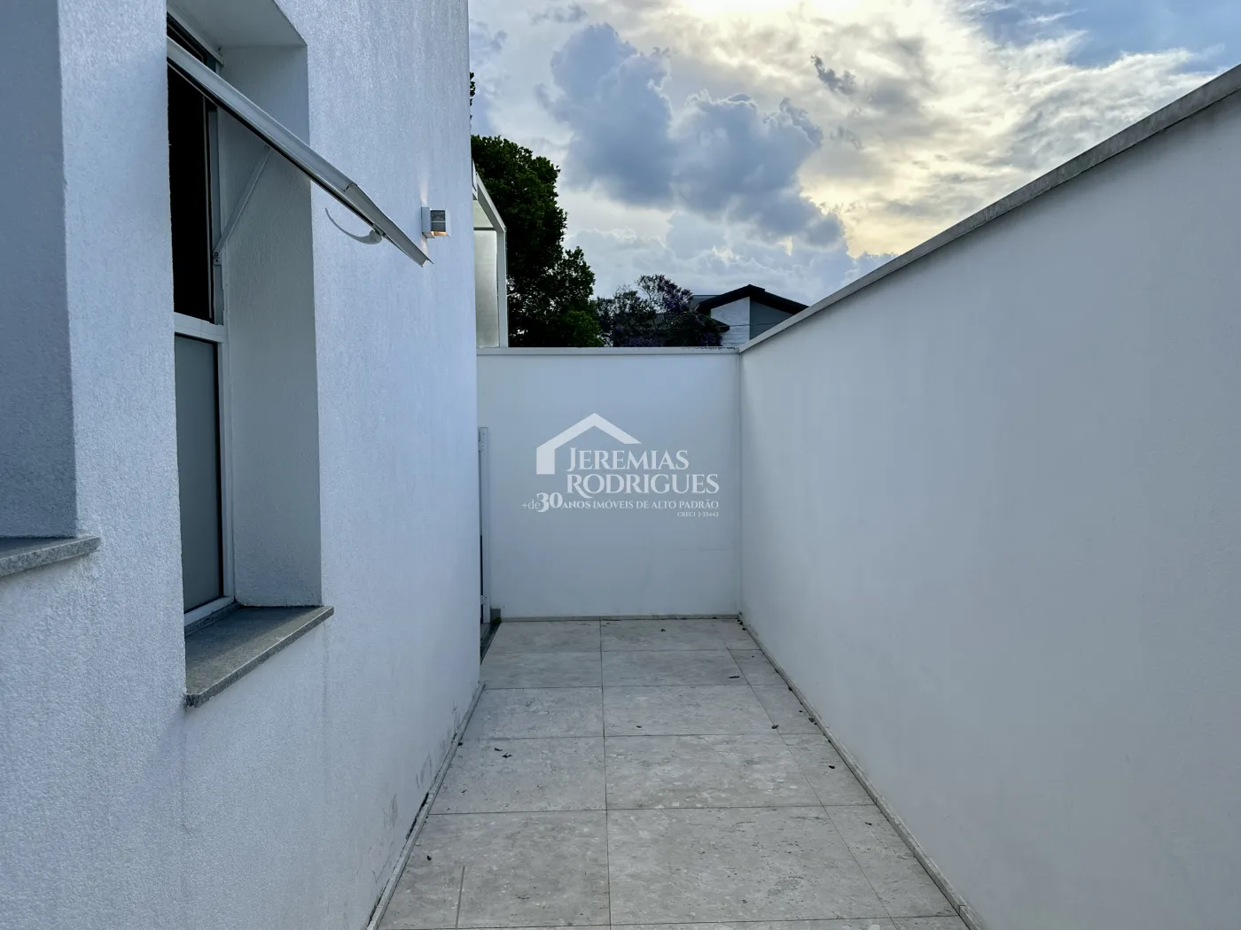 Casa à venda no Condomínio Residencial Terras de San Marco em Taubaté/SP.