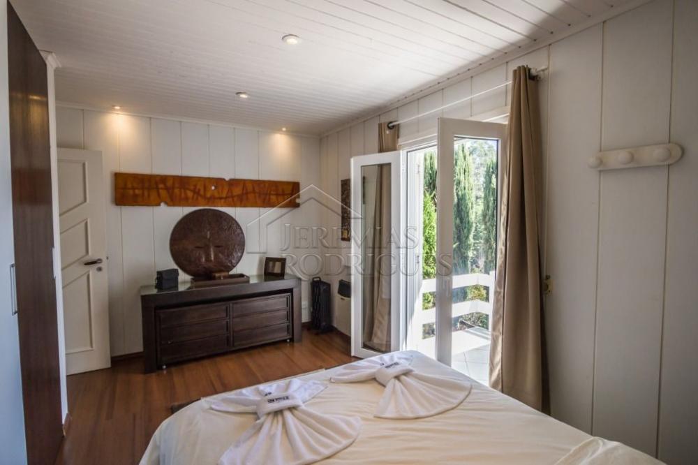 Casa à venda por R$ 6.350.000,00 - Campos do Jordão/SP