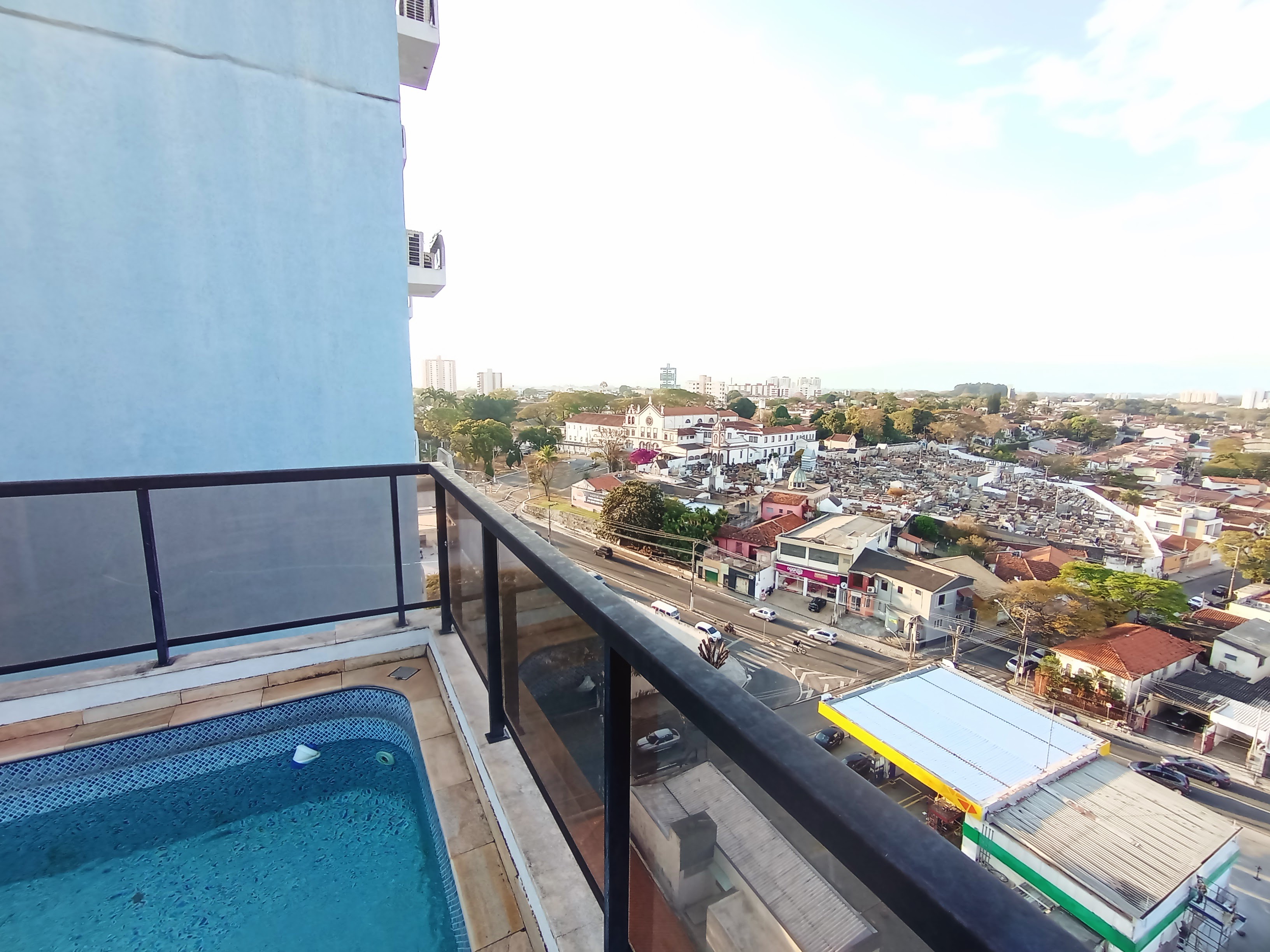 Cobertura à venda com 3 dormitórios, 125 m² no Edifício Michel Abud em Taubaté/SP.