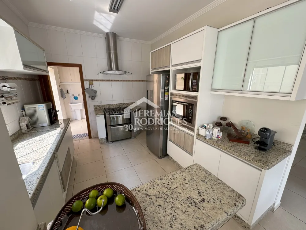 Casa com 4 suítes, 396 m² - Condomínio Real Ville - Pindamonhangaba/SP.