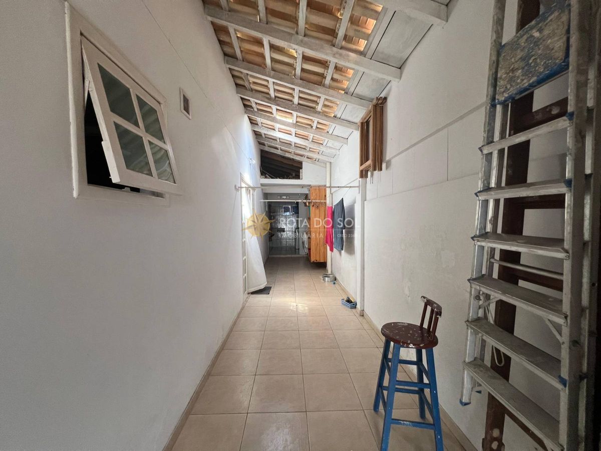 Casa à Venda 3 Quartos e 2 Vagas em Perequê Porto Belo SC — foto 13