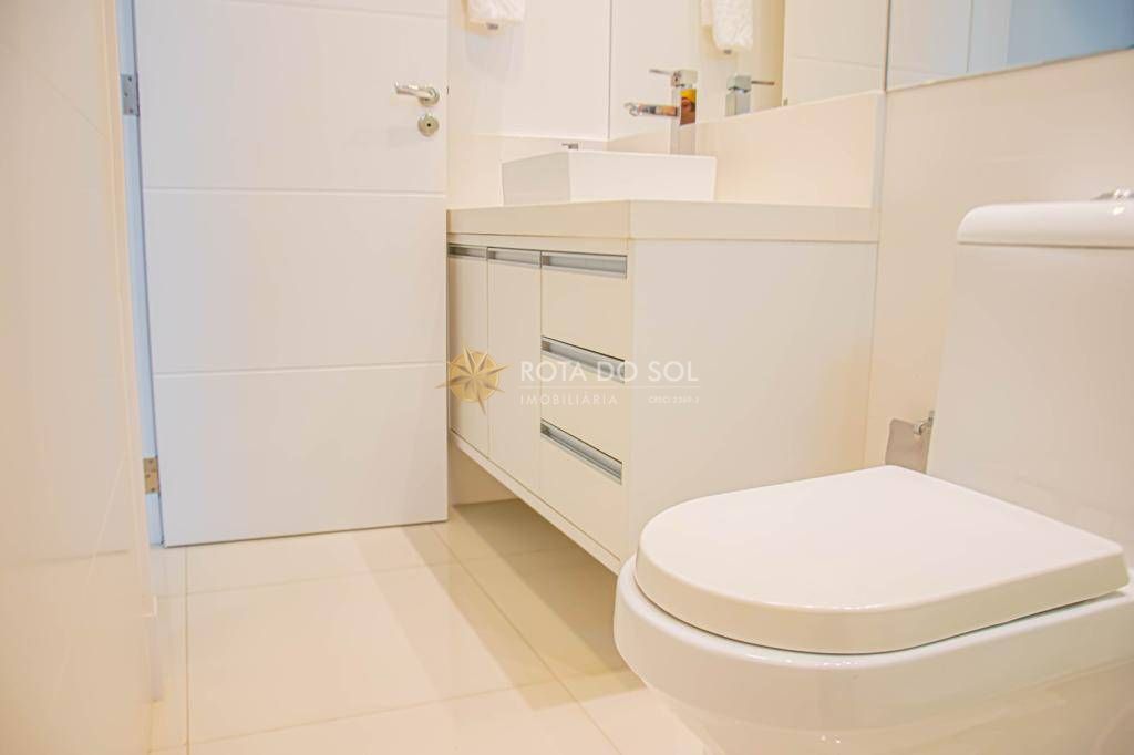 Mount Sinai Apartamento 4 Suítes Meia Praia Itapema SC