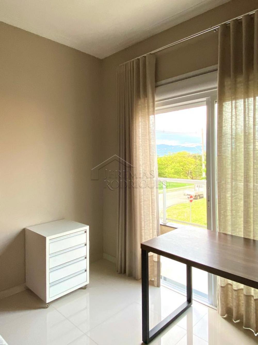 Casa à venda por R$ 2.850.000,00 - Taubaté/SP