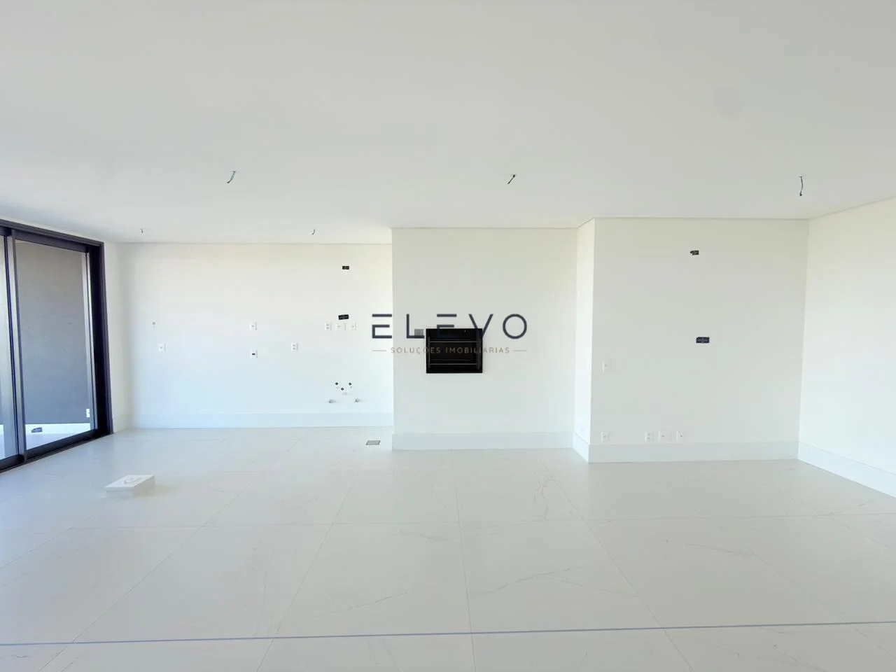 Apartamento à Venda no Plaenge Signature Maringá | 3 Suítes | Proximo a Catedral