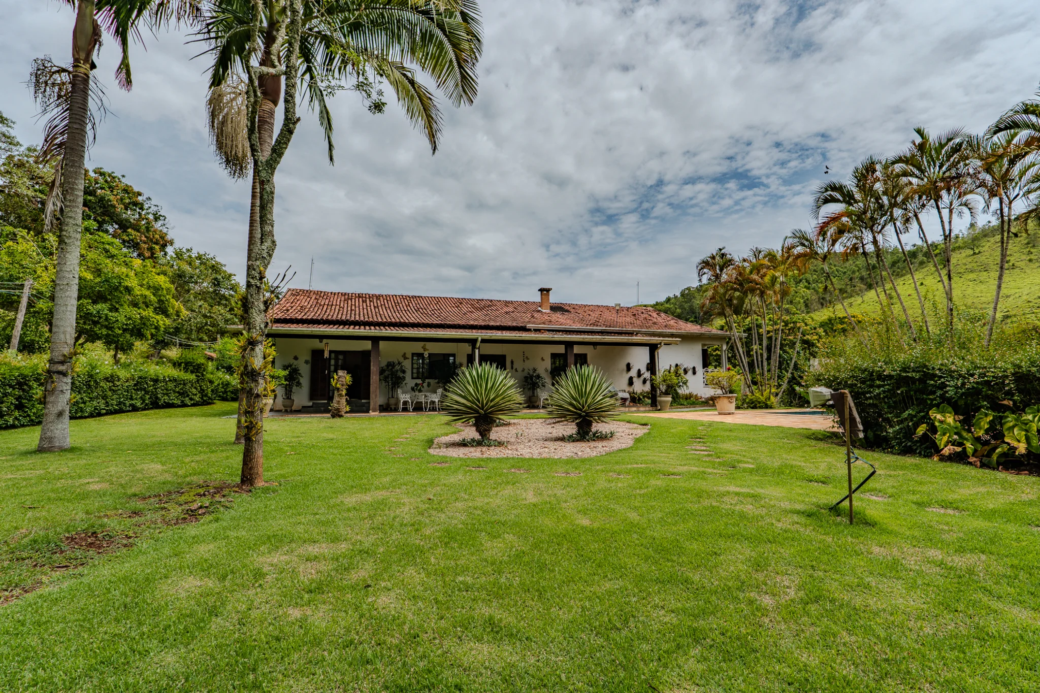 Fazenda à venda com 80 Alqueires em Redenção da Serra/SP. 
