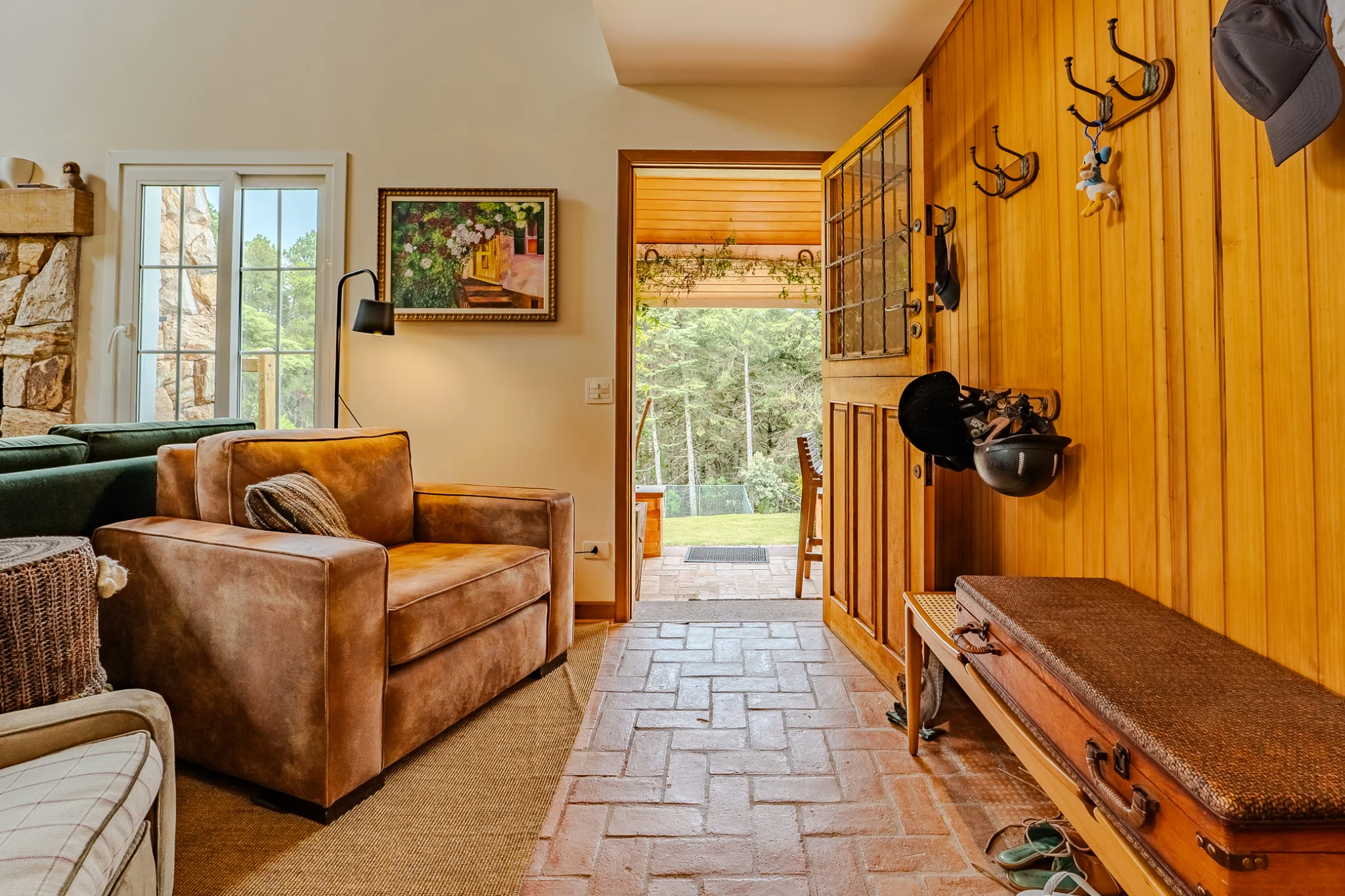 Casa estilo celeiro à venda com 4 suítes no Condomínio Umuarama em Campos do Jordão/SP. — foto 7