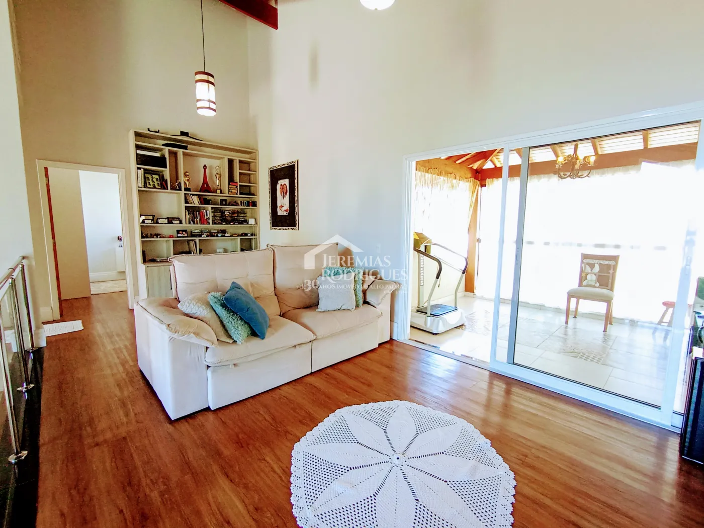 Casa para venda com 3 dormitórios no Condomínio Campos Do Conde II Versailles em Tremembé/SP