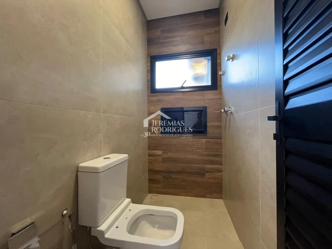 Casa com 3 dormitórios, 190 m² - Condomínio Santa Mônica - Caçapava/SP.