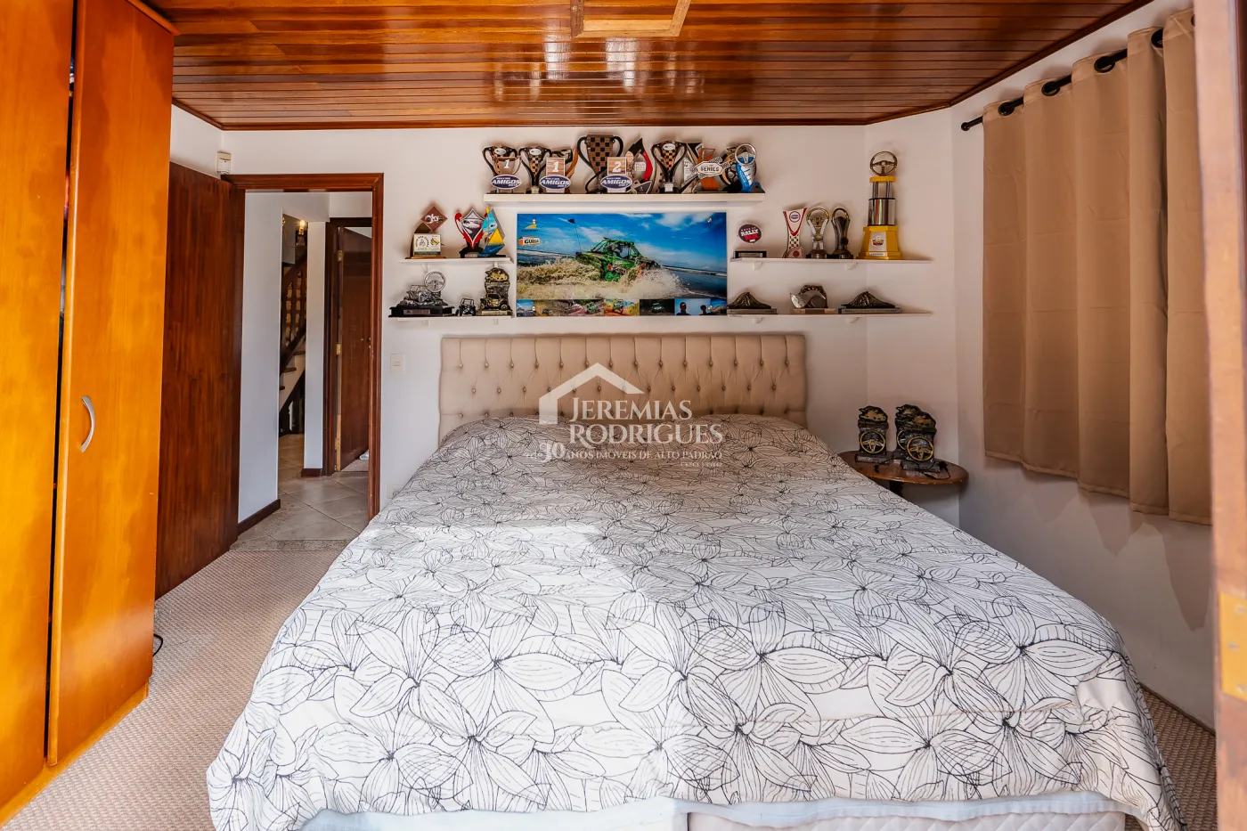 Casa com 4 dormitórios, 450 m² - Atalaia - Campos do Jordão/SP